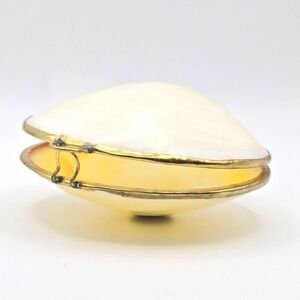 Vintage Clam Shell Trinket Box Coin Purse Compact Philippines Brass Trim Coastal
